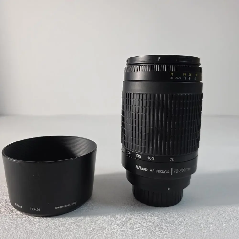 Nikon Nikkor AF 70-300mm f/4-5.6 G Telephoto Zoom Lens Black Tested - Picture 1 of 9